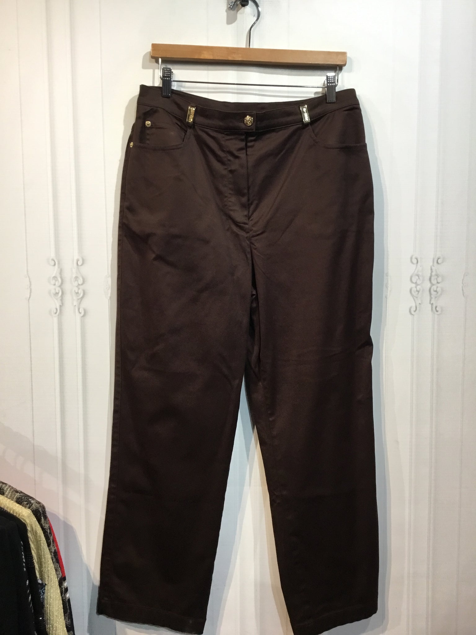 St. John Sport Size L Brown Bottoms