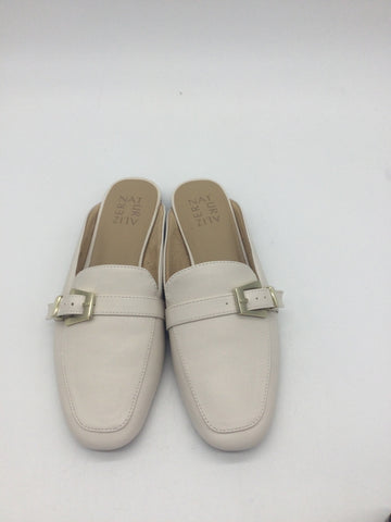 Naturalizer Size 7.5 White Shoes