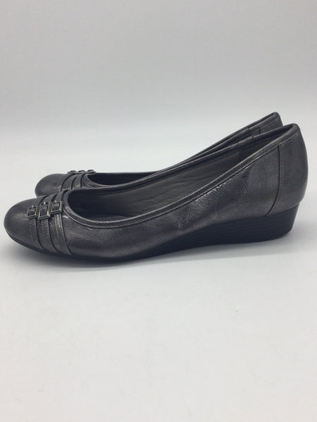 Life Stride Size 11 Grey Shoes