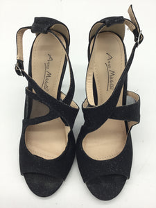 Anne Michelle Size 6.5 Black Shoes