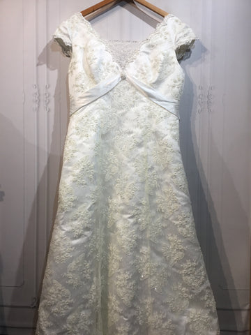 Maggie Sottero Size XL/16-18 Cream Wedding Dress