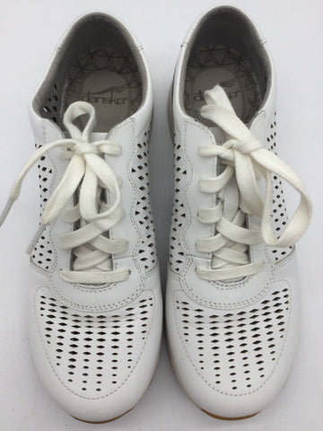 Dansko Size 8.5 White Shoes