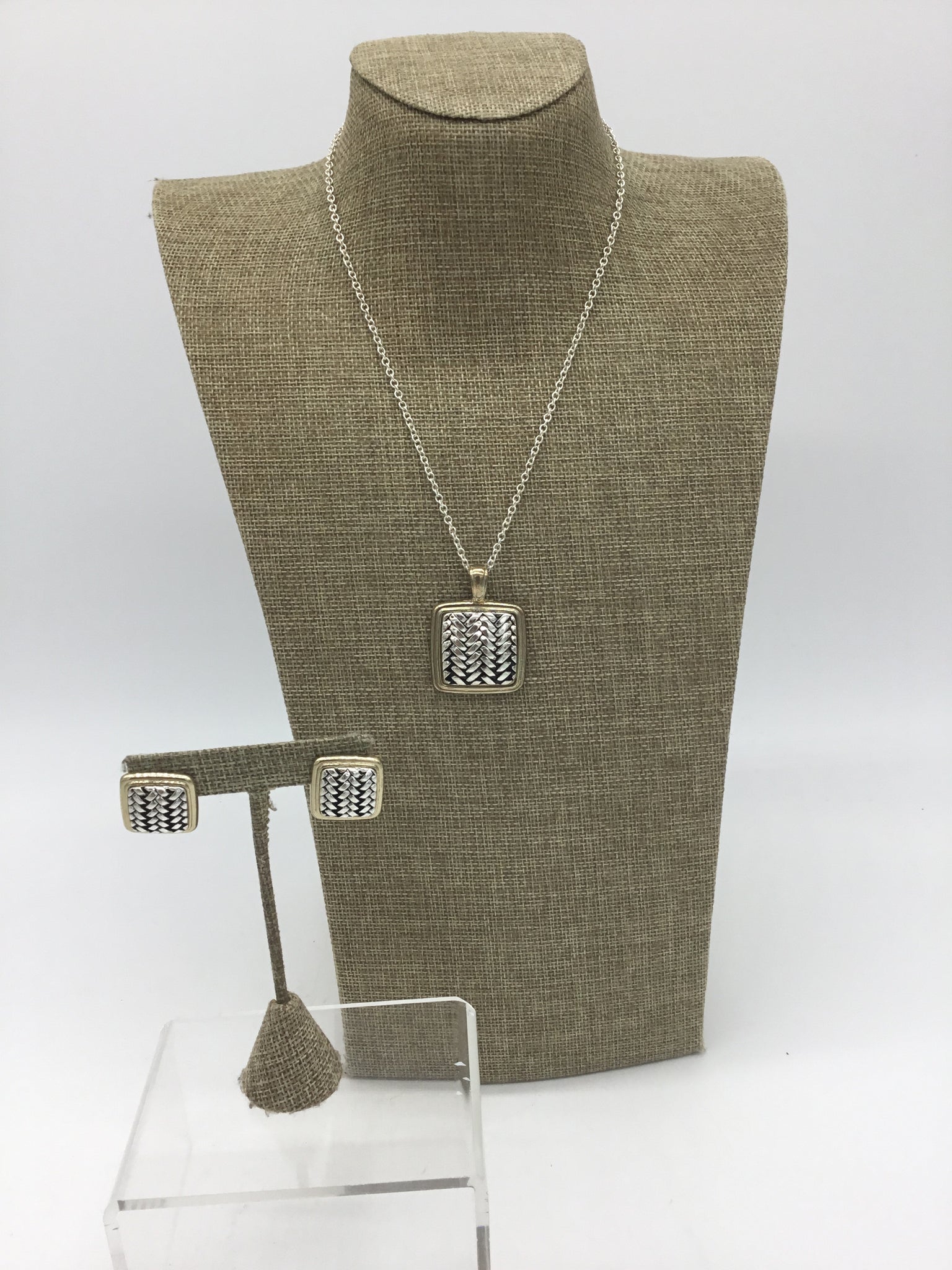 Silver Necklace & Earrings