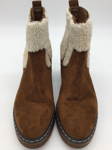 Pierre Dumas Size 6 Brown Booties