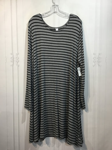 Old Navy Size 2X Grey DRESS/1 PIECE