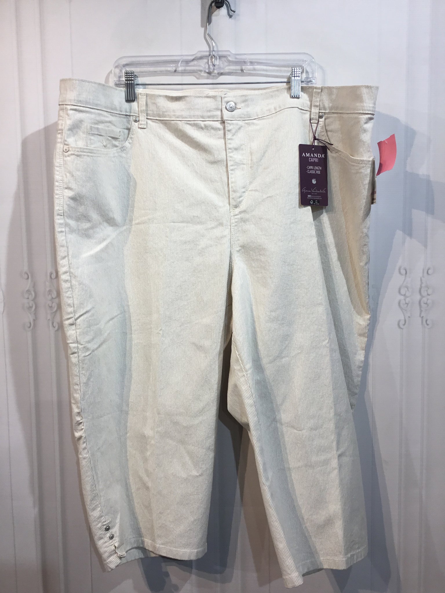 Gloria Vanderbilt Size 2X White Bottoms