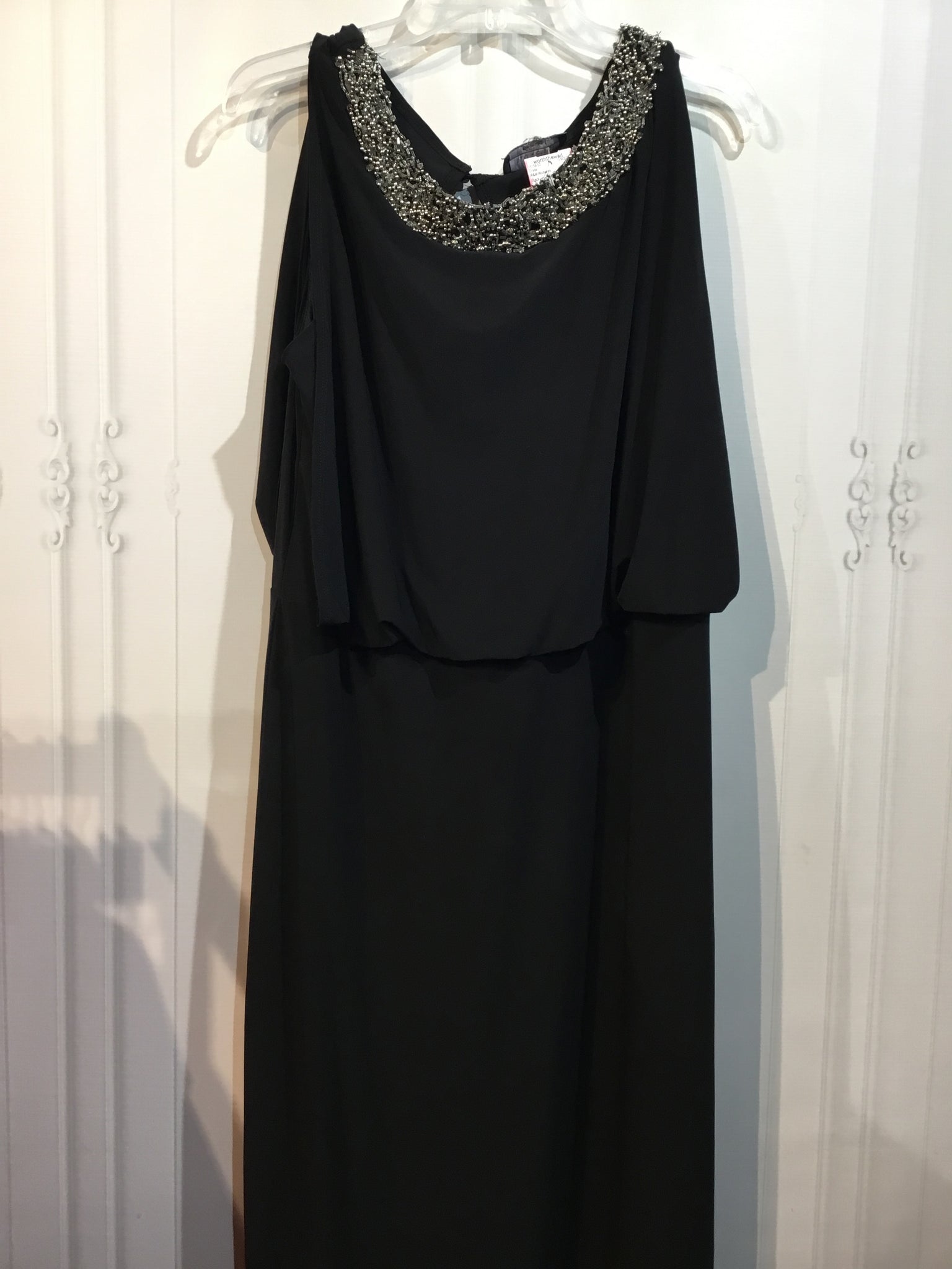 R&M Richards Size M Black Dress