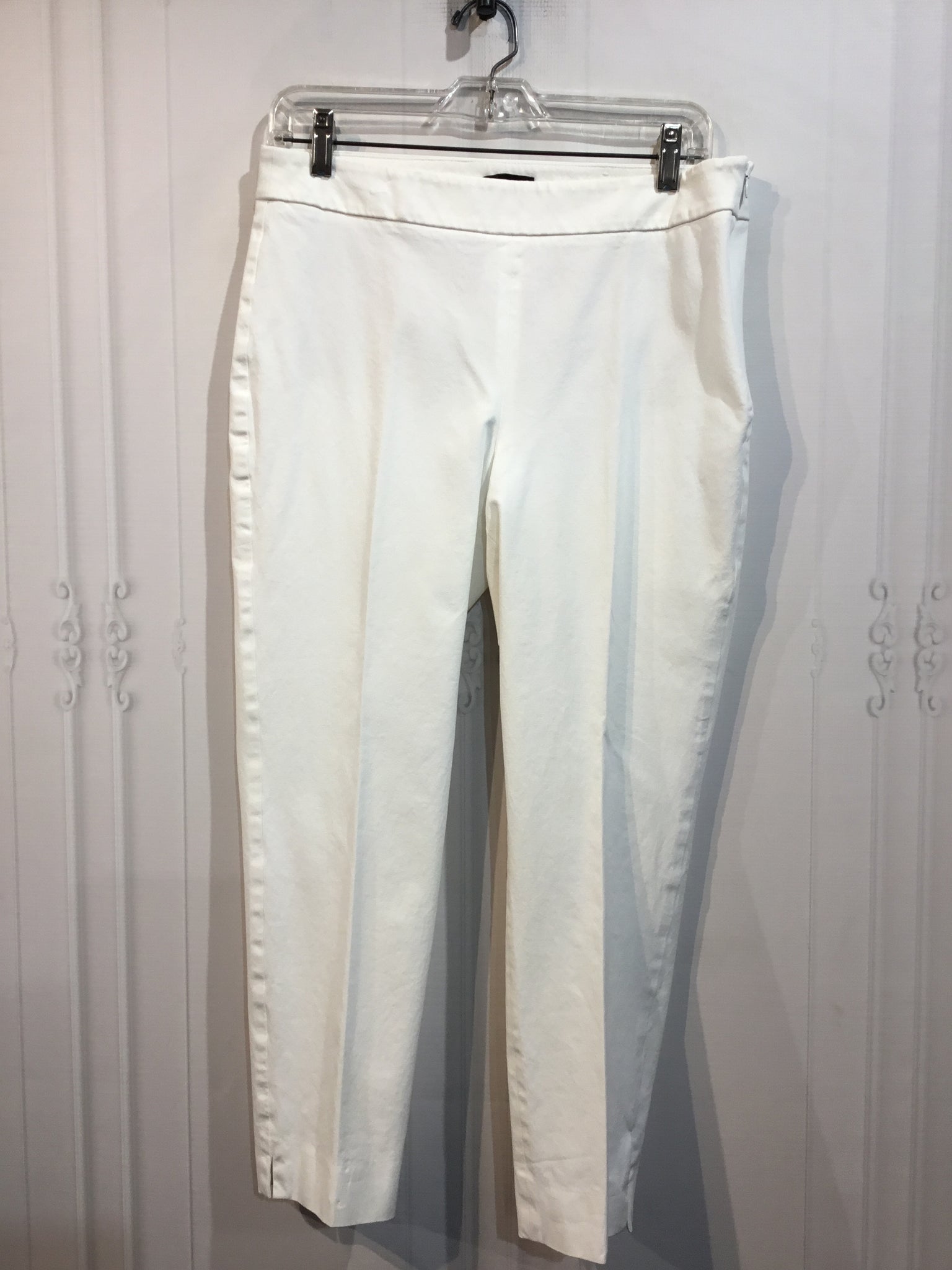 Talbots Size MP White Bottoms