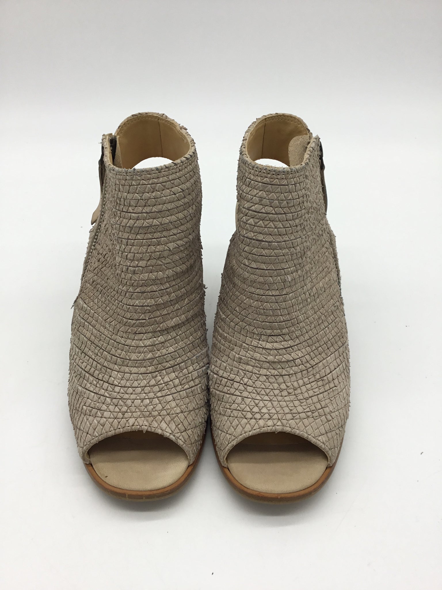 paul green Size 6.5 Beige Shoes