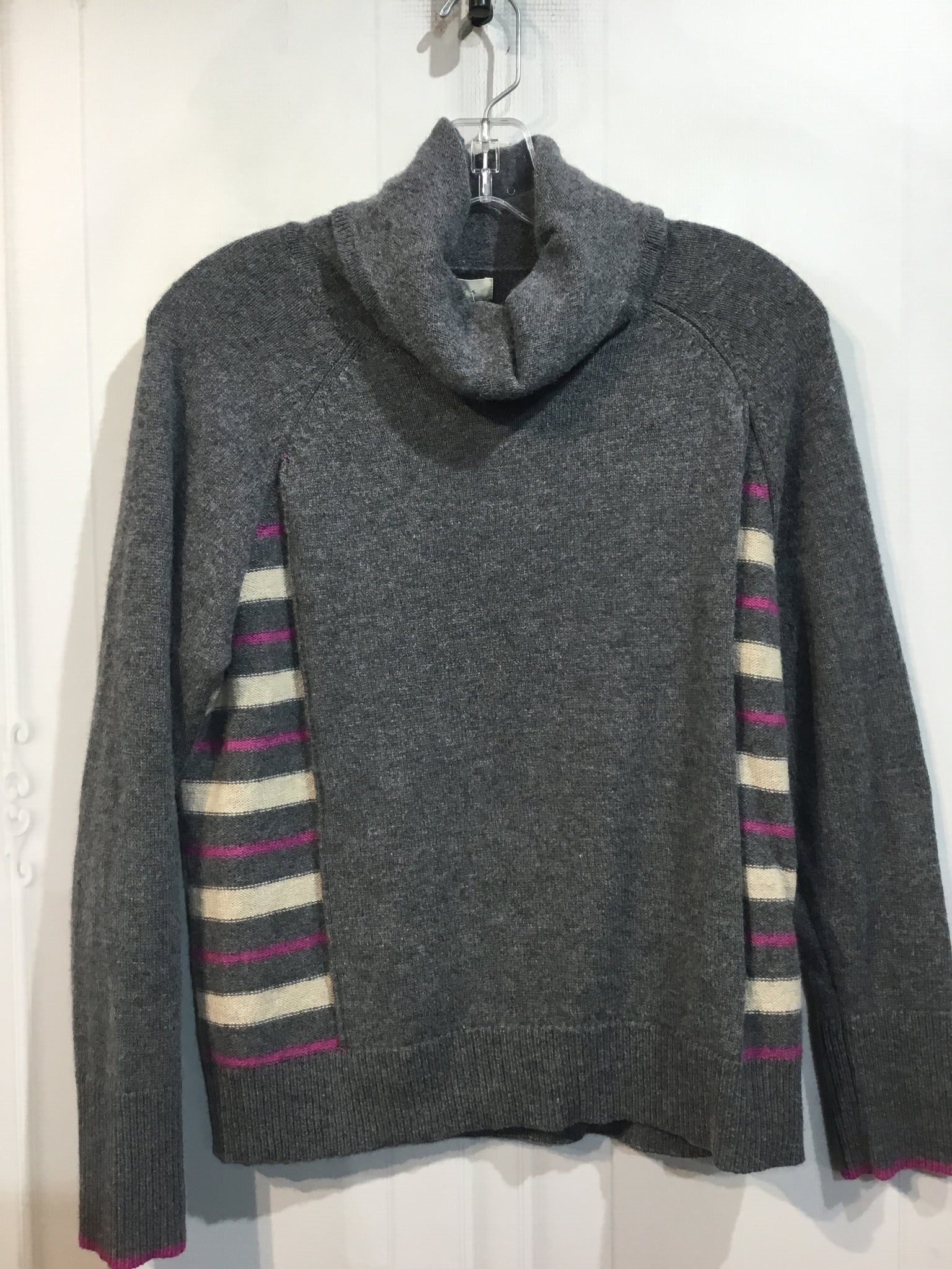 Woolovers Size Small Grey Tops