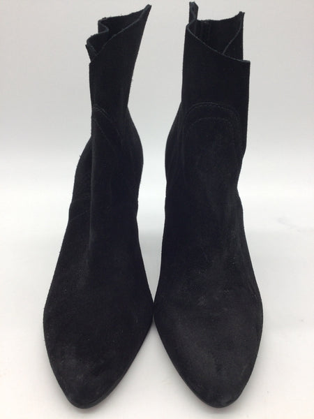 VINCE CAMUTO Size 8.5 Black Booties