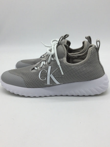 Calvin Klein Size 8 Grey Shoes