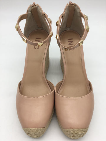 INC Size 8.5 Beige Shoes