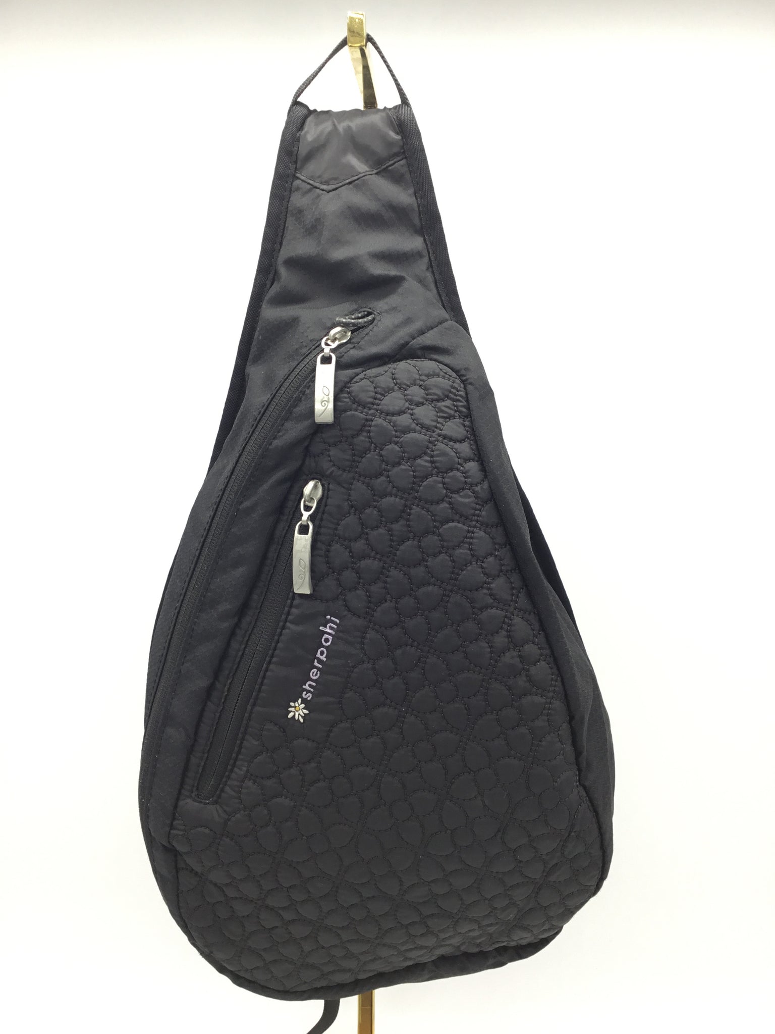 Sherpani Size Large Black Purses/Wallets