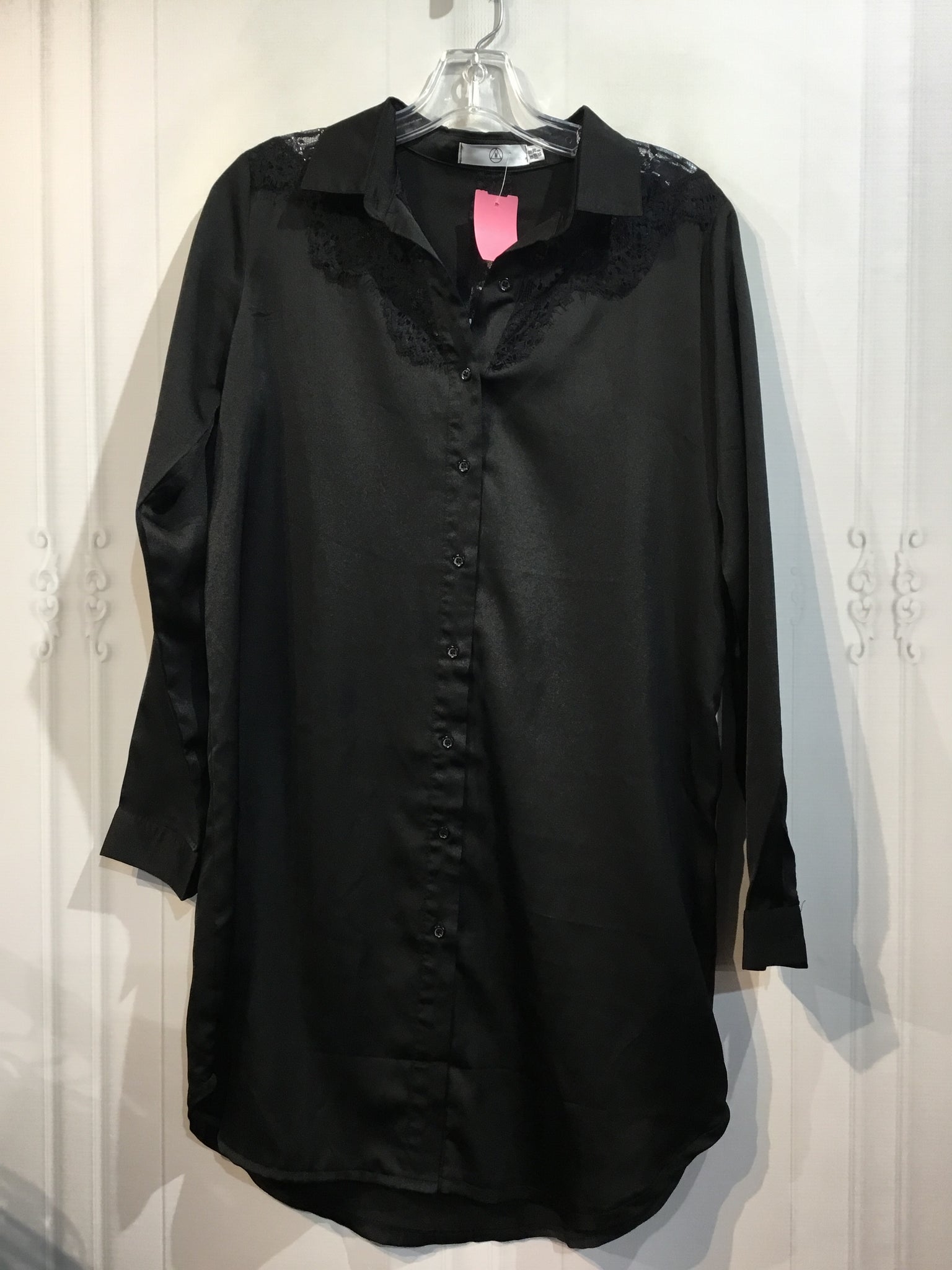 M Size M Black Tops