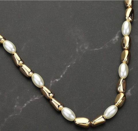 Cream & Gold Pearl Metal Bean Beaded Necklace