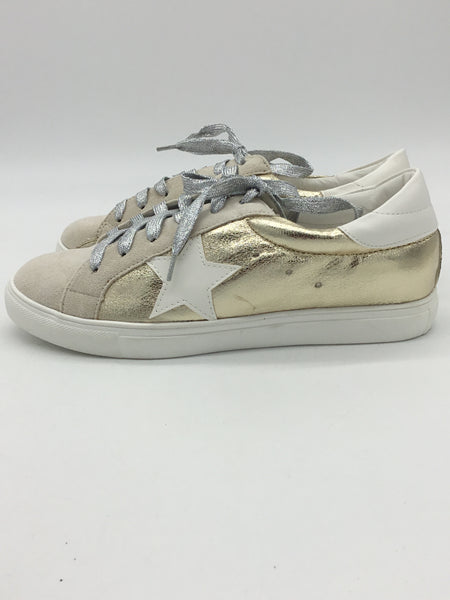 Nature Breeze Size 10 Gold Shoes