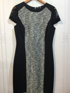 Elle Tahari Size M Black DRESS/1 PIECE