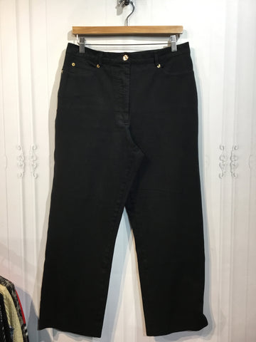 St. John Sport Size L Black Bottoms