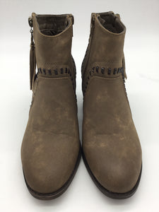 Pierre Dumas Size 6 Brown Shoes