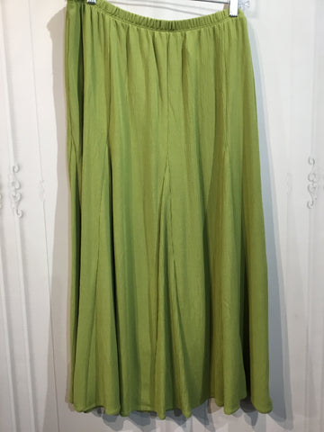 Susan Graver Size L Green Bottoms