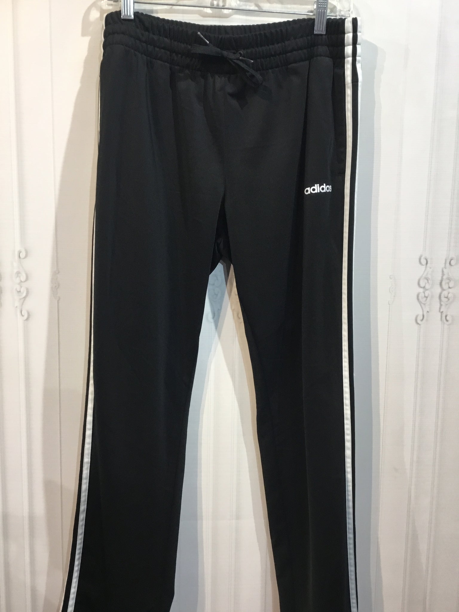 Adidas Size Large Black Bottoms