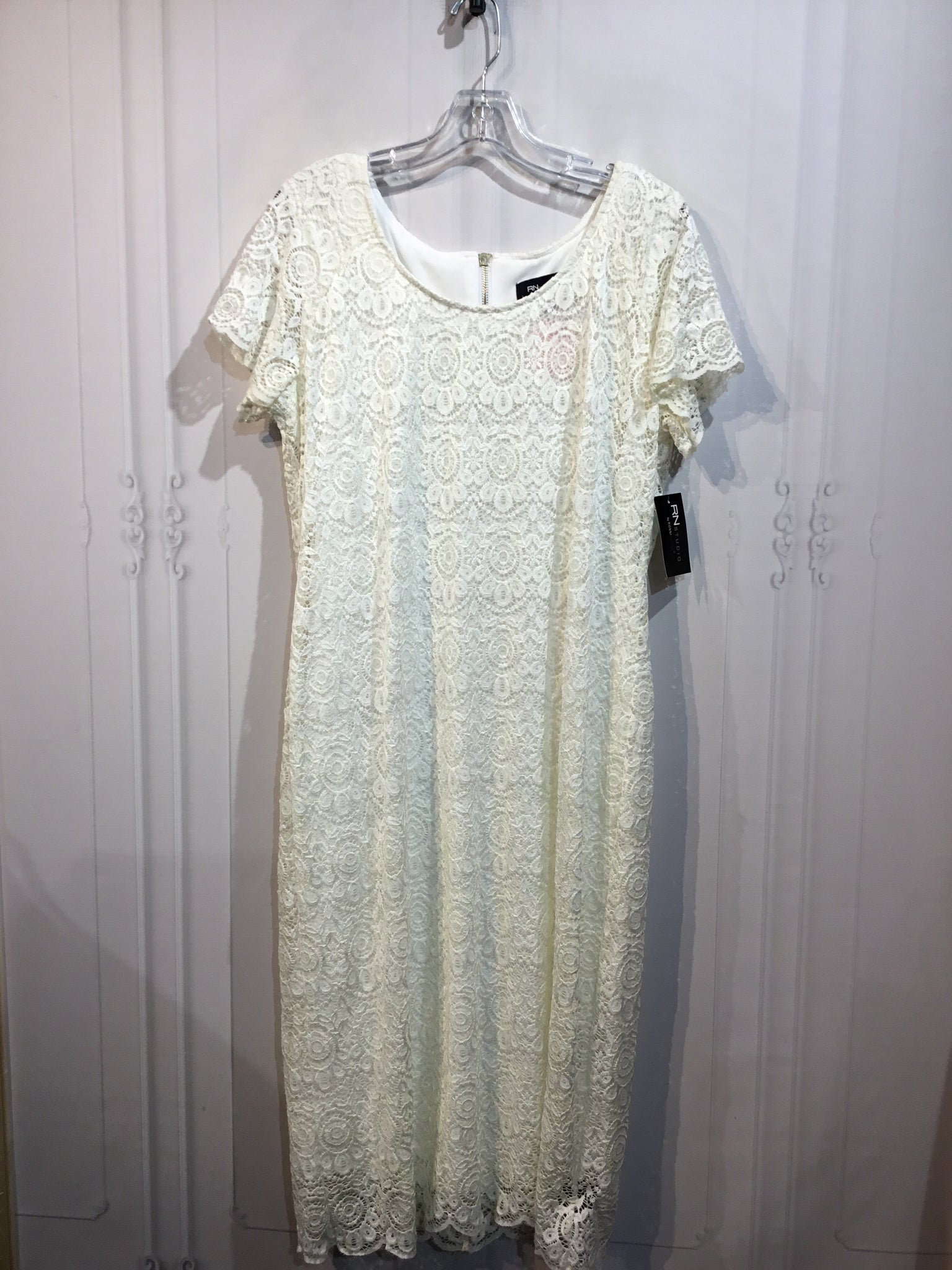 RN Studio Size L White DRESS/1 PIECE