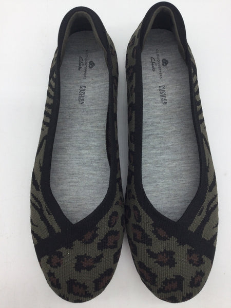 Cloudsteppers Size 8.5 Sage/Black/Brown Flats